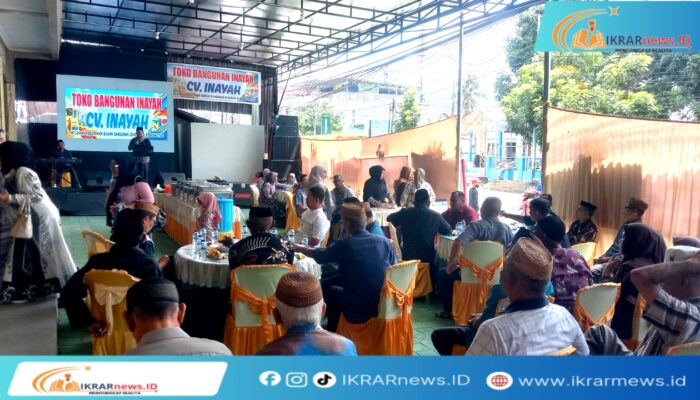 Camat Telaga Biru Resmikan Toko Bangunan Innayah II di Desa Tuladenggi
